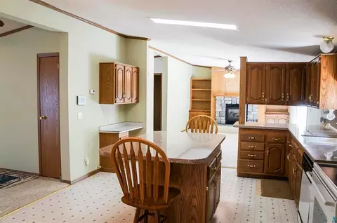 Kitchen - 12 Olea Ave, Duluth, MN 55810 photo 4 of 4