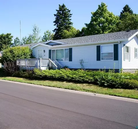 Exterior - 12 Olea Ave, Duluth, MN 55810 photo 2 of 4