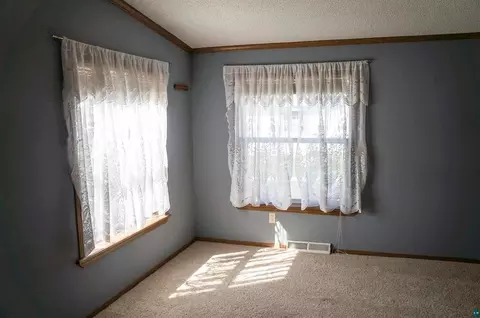 Bedroom - 12 Olea Ave, Duluth, MN 55810 photo 3 of 3