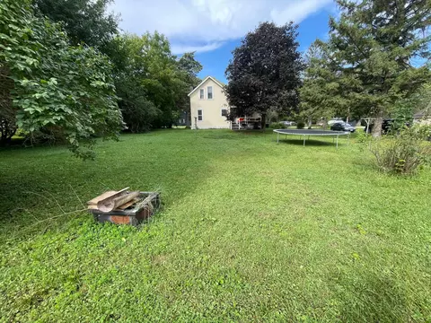 Exterior - 405 Central Ave S, Mapleton, MN 56065 photo 4 of 10