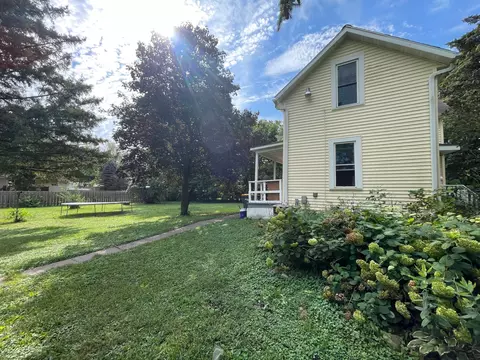 Exterior - 405 Central Ave S, Mapleton, MN 56065 photo 9 of 10