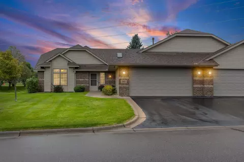 3801 Impatiens Ln N, Brooklyn Park, MN 55443