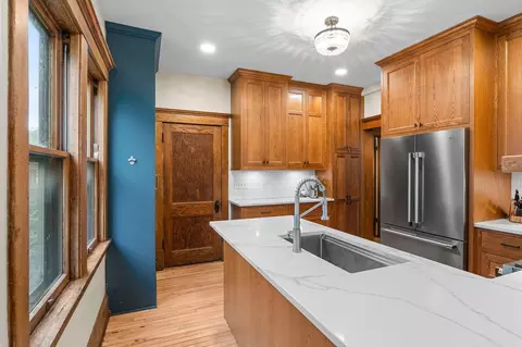 Kitchen - 3209 Columbus Ave, Minneapolis, MN 55407 photo 3 of 8