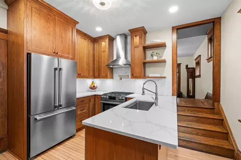 Kitchen - 3209 Columbus Ave, Minneapolis, MN 55407 photo 6 of 8