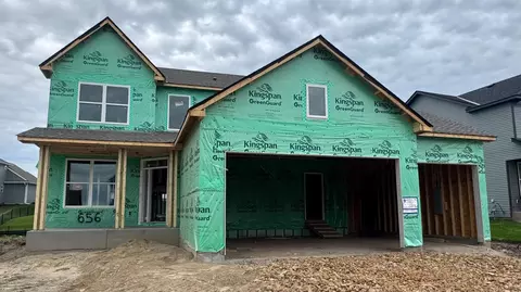 656 Sierra Pkwy, Waconia, MN 55387