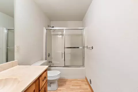 Bath - 6179 Edmonton Rd, Baxter, MN 56425 photo 6 of 7