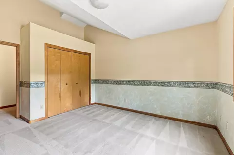 Bedroom - 6179 Edmonton Rd, Baxter, MN 56425 photo 8 of 9
