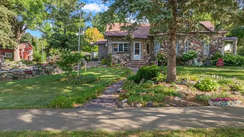Exterior - 200 N Park St, Hendricks, MN 56136 photo 9 of 55