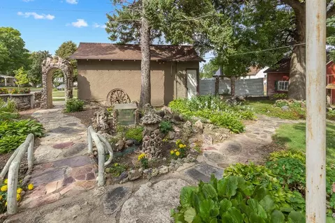 Exterior - 200 N Park St, Hendricks, MN 56136 photo 13 of 55