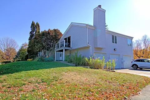 7509 Landau Dr, Bloomington, MN 55438