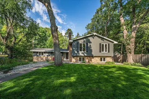 312 Griffit St, Hopkins, MN 55343
