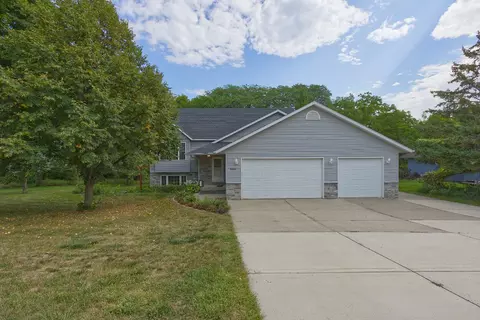 5600 Imhoff Ave SW, Howard Lake, MN 55349