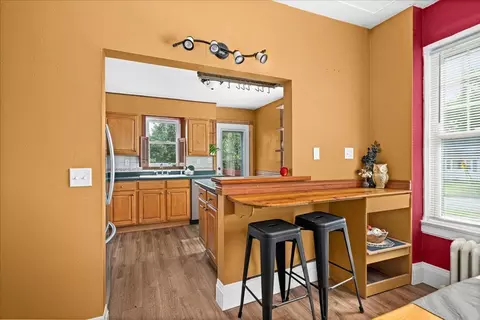 Kitchen - 604 E 11th St, Duluth, MN 55805 photo 1 of 4