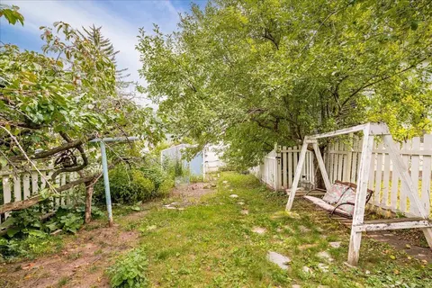 Exterior - 604 E 11th St, Duluth, MN 55805 photo 7 of 11