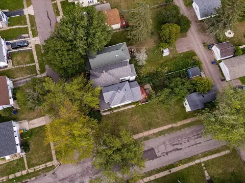 View/Area - 604 E 11th St, Duluth, MN 55805 photo 10 of 12