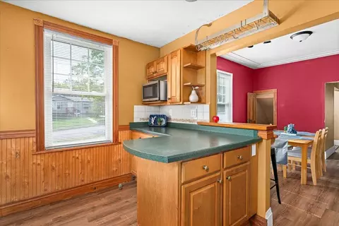 Kitchen - 604 E 11th St, Duluth, MN 55805 photo 4 of 4