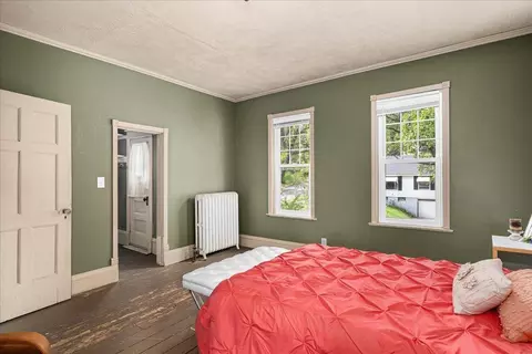 Bedroom - 604 E 11th St, Duluth, MN 55805 photo 4 of 8