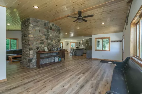 Entry Way - 4175 County 71 NW, Hackensack, MN 56452 photo 1 of 3