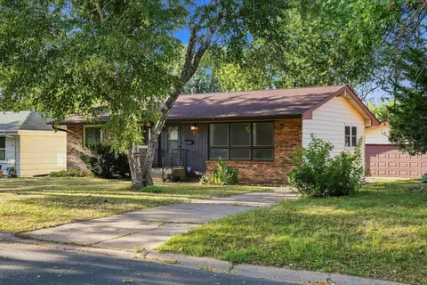 725 50 12 Ave NE, Columbia Heights, MN 55421