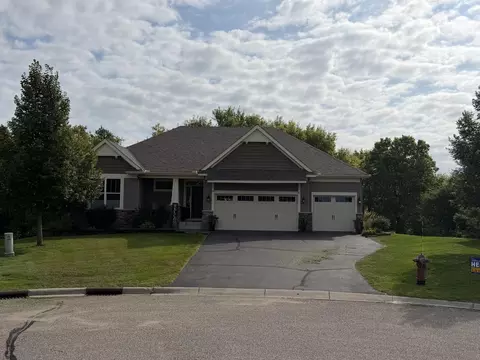 2225 Lake Cir, Victoria, MN 55386
