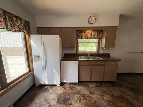 Kitchen - 403 N 7th St, Marshall, MN 56258 photo 2 of 2