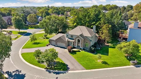 11086 Holland Cir, Eden Prairie, MN 55347