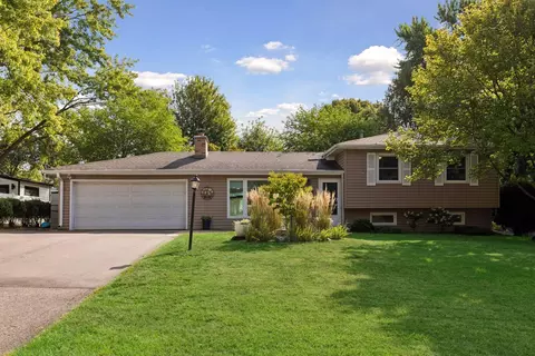 2230 Decatur Ave N, Golden Valley, MN 55427
