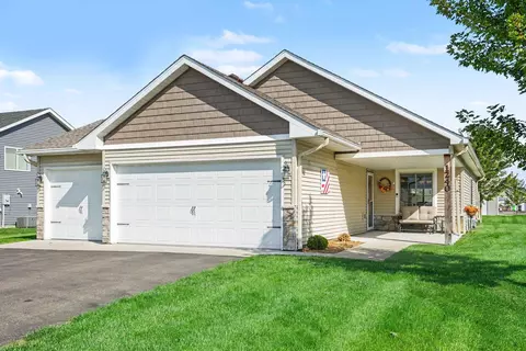 1240 Quail Run, New Richmond, WI 54017