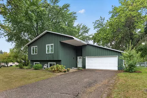 13616 W 137th Pl, Burnsville, MN 55337
