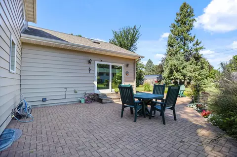 Exterior - 616 8th St SW, Faribault, MN 55021 photo 10 of 15