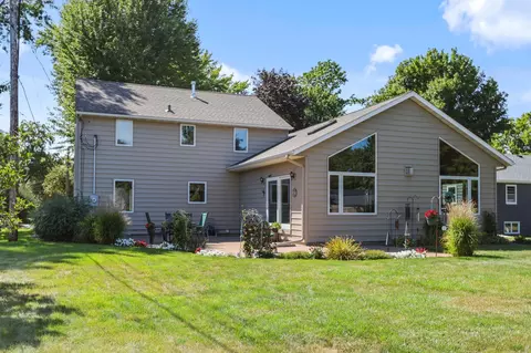 Exterior - 616 8th St SW, Faribault, MN 55021 photo 12 of 15