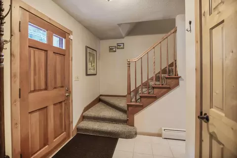 Entry Way - 616 8th St SW, Faribault, MN 55021 photo 3 of 3