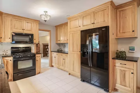 Kitchen - 616 8th St SW, Faribault, MN 55021 photo 3 of 3