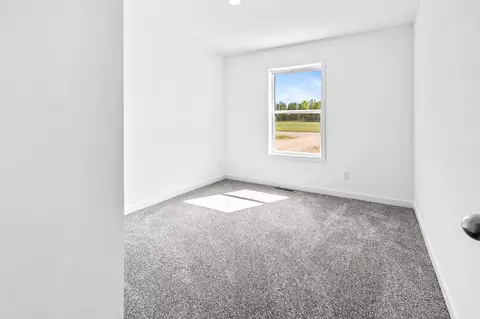 Bedroom - 110 Eagle Dr, Sandstone, MN 55072 photo 3 of 4