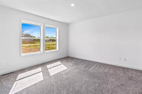 Bedroom - 110 Eagle Dr, Sandstone, MN 55072 photo 1 of 4