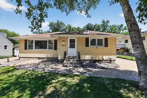 645 23rd St NE, Rochester, MN 55906