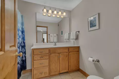 Bath - 1210 Millstone Ct, Saint Cloud, MN 56303 photo 3 of 5