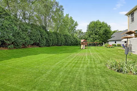 Exterior - 1210 Millstone Ct, Saint Cloud, MN 56303 photo 6 of 9