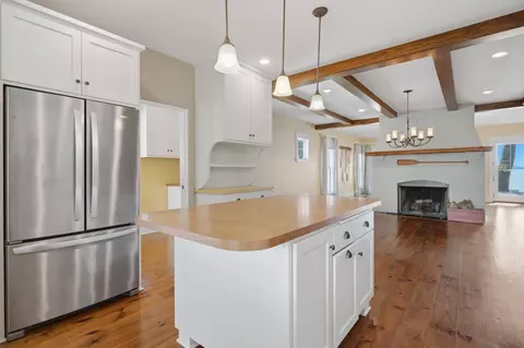 Kitchen - 3100 N Eagle Rd, Willmar, MN 56201 photo 2 of 3