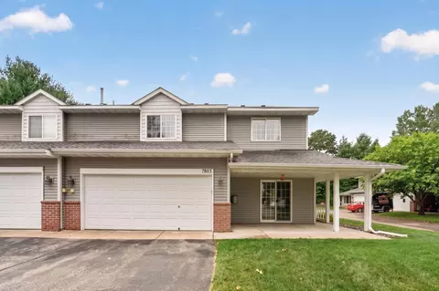 7803 Oak Ct, Lino Lakes, MN 55014