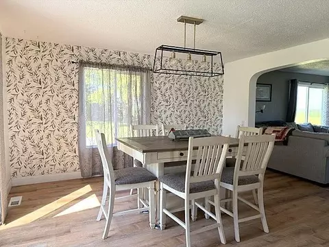 Dining - 54299 910 St, Windom, MN 56101 photo 3 of 3