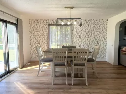 Dining - 54299 910 St, Windom, MN 56101 photo 2 of 3