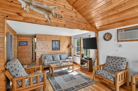 Living - 12757 Dally Dr, Osakis, MN 56360 photo 2 of 4