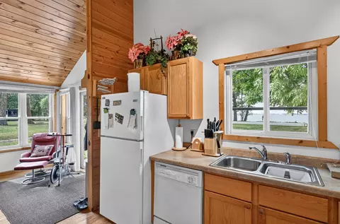 Kitchen - 12757 Dally Dr, Osakis, MN 56360 photo 3 of 3