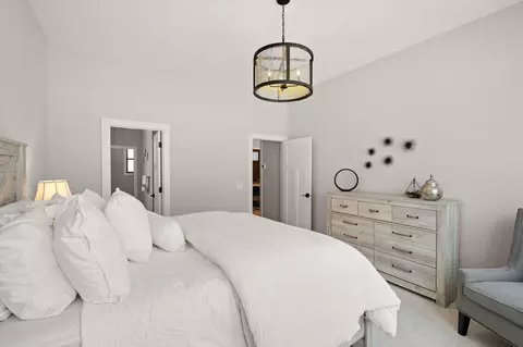Bedroom - 636 Parkside Ct, Eagan, MN 55123 photo 2 of 5