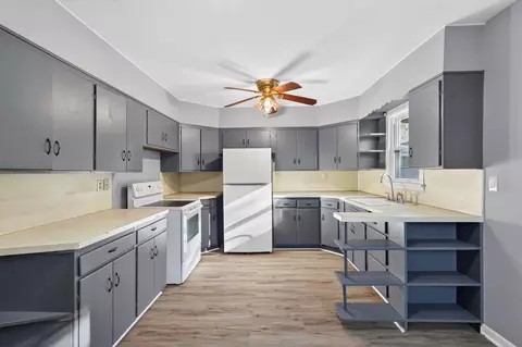 2841 Blackstone Ave, Saint Louis Park, MN 55416