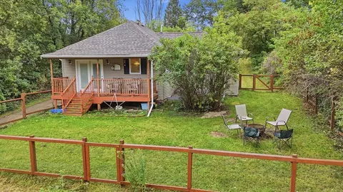406 Gunn St, Coleraine, MN 55722