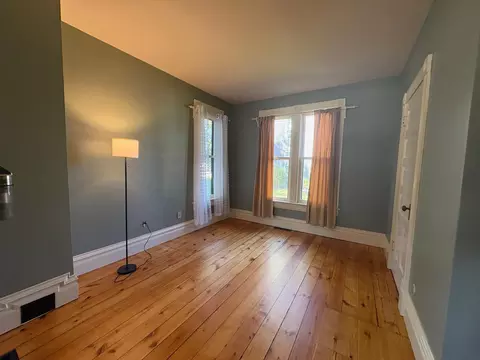 Living - 375 4th St SW, Plainview, MN 55964 photo 6 of 6