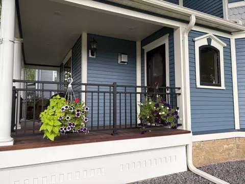 Exterior - 375 4th St SW, Plainview, MN 55964 photo 7 of 15