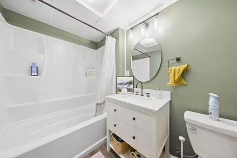 Bath - 2102 Opal Dr, Eagan, MN 55122 photo 3 of 3
